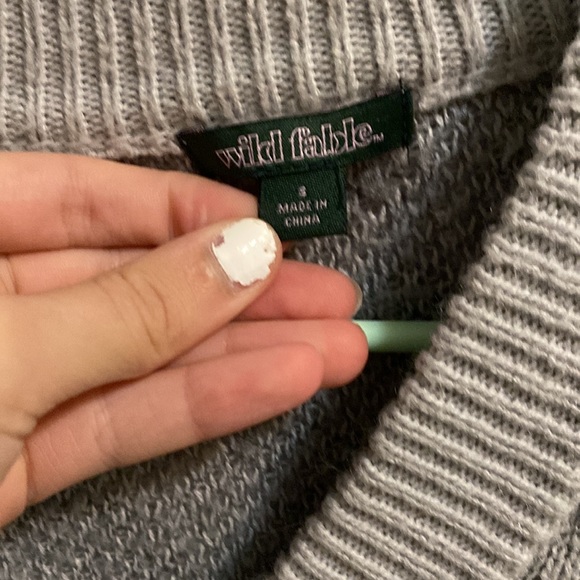 HUGE BUNDLE. Sweaters + long sleeves. All in perfect condition. - Picture 15 of 15